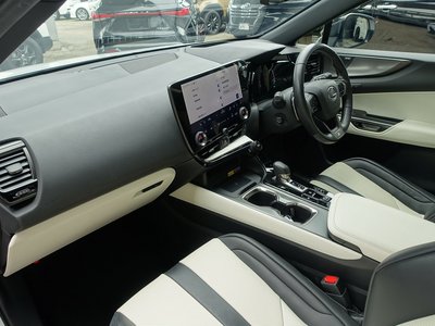 صورة مصغرة 56 لـ 2023 Lexus NX