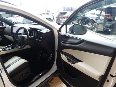 صورة مصغرة 37 لـ 2023 Lexus NX