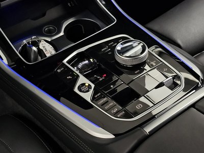 2025 BMW X5 thumbnail 12