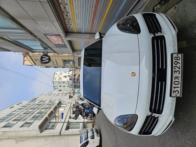 PORSCHE CAYENNE - 1