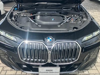 2023 BMW 7 SERIES — фото 8