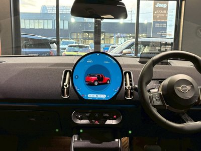 MINI MINI COUNTRYMAN - 4