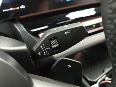 2025 BMW 5 SERIES — миниатюра 31