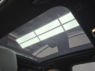 2025 BMW 5 SERIES — миниатюра 24