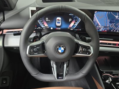 2025 BMW 5 SERIES — миниатюра 18