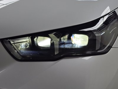 2025 BMW 5 SERIES photo 9
