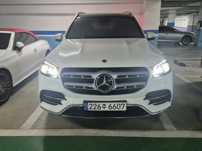 MERCEDES-BENZ GLS - 1