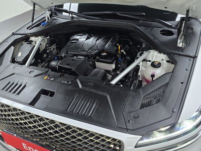 صورة 7 لـ 2021 Genesis GV70