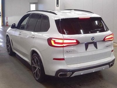 صورة 2 لـ 2022 BMW X5