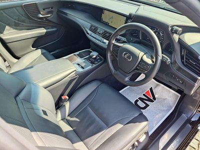 2018 Lexus LS — миниатюра 11