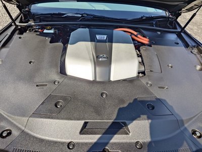 2018 Lexus LS — миниатюра 24