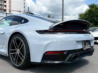 صورة 7 لـ 2025 Porsche 911