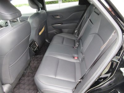 صورة 8 لـ 2023 Toyota CROWN SPORT