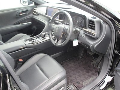 صورة 9 لـ 2023 Toyota CROWN SPORT