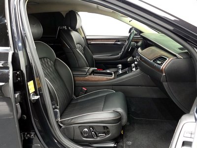 2020 Genesis G90 — миниатюра 11