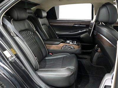 2020 Genesis G90 — миниатюра 12