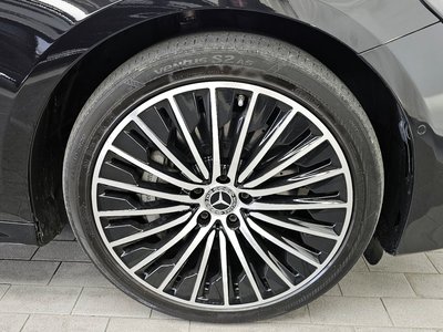 MERCEDES-BENZ E-CLASS - 8