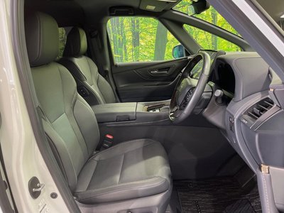 2024 Toyota ALPHARD photo 8