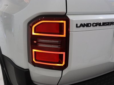 صورة مصغرة 57 لـ 2024 Toyota LAND CRUISER 250
