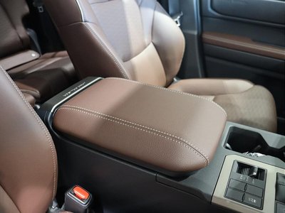 صورة مصغرة 33 لـ 2024 Toyota LAND CRUISER 250