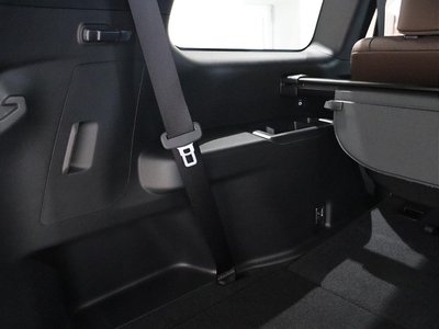 صورة مصغرة 25 لـ 2024 Toyota LAND CRUISER 250