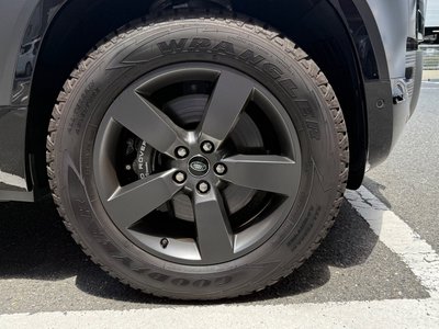 LAND ROVER DEFENDER 90 CARPATHIAN EDITION - 9