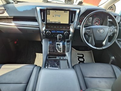 TOYOTA ALPHARD - 9