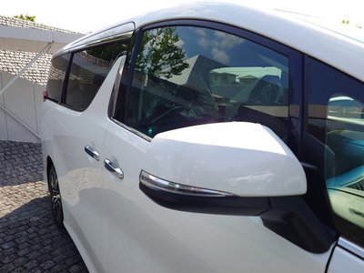 TOYOTA ALPHARD - 5