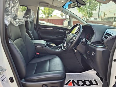 TOYOTA ALPHARD - 10
