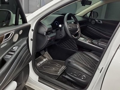 GENESIS GV80 - 10