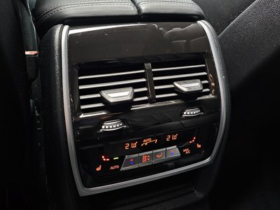 2023 BMW X7 — миниатюра 31