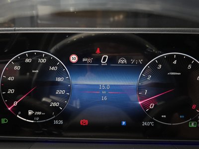 MERCEDES-BENZ GLS - 8