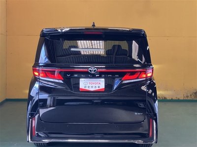 2023 Toyota VELLFIRE photo 5