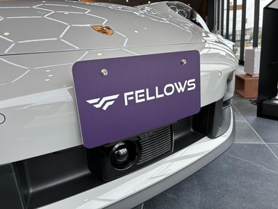 PORSCHE 911 - 8