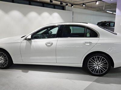 2026 Mercedes-BENZ C-CLASS photo 8