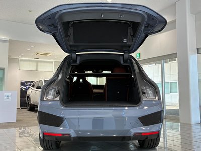 2024 BMW IX thumbnail 45