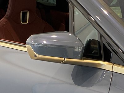 2024 BMW IX thumbnail 40