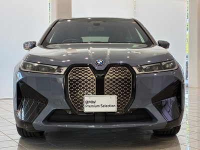 2024 BMW IX photo 2