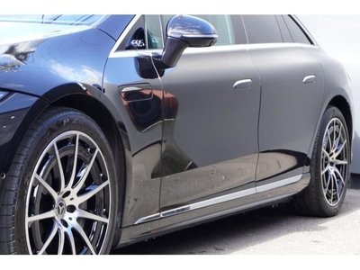 MERCEDES-BENZ EQS - 4