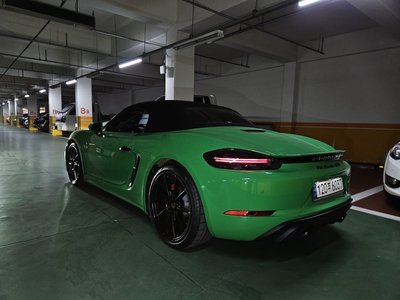 PORSCHE 718 - 3