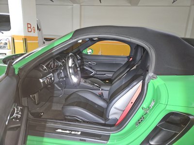 PORSCHE 718 - 8