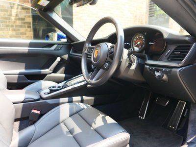 صورة مصغرة 22 لـ 2022 Porsche 911