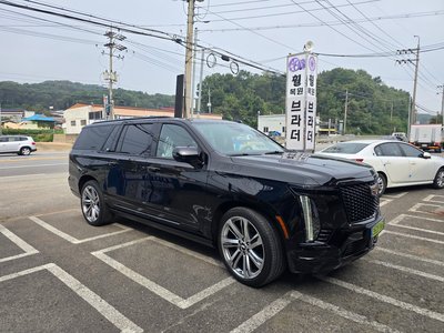 CADILLAC ESCALADE 5TH GENERATION - 5