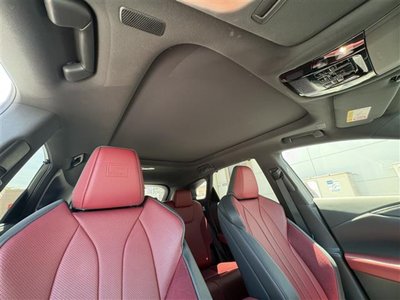صورة مصغرة 24 لـ 2023 Lexus RX