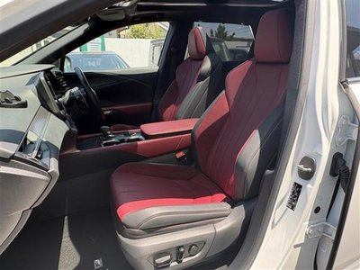 صورة مصغرة 21 لـ 2023 Lexus RX