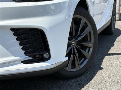 صورة مصغرة 43 لـ 2023 Lexus RX