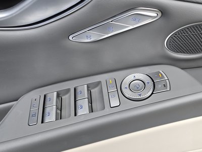 2024 Genesis G80 (RG3) thumbnail 28