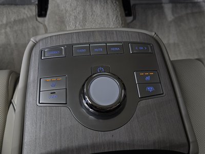 2024 Genesis G80 (RG3) thumbnail 25