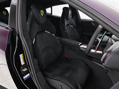 صورة 4 لـ 2026 FERRARI PUROSANGUE
