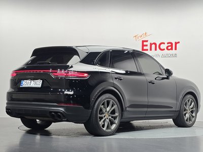 PORSCHE CAYENNE - 4